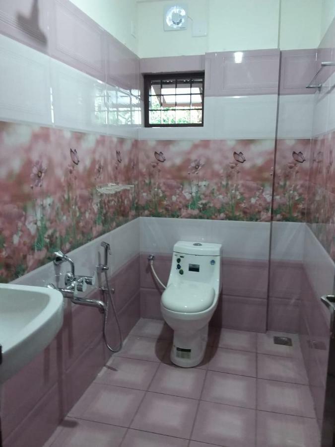 Olive Inn Apartment Alwaye Екстер'єр фото